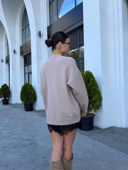 Жіночий подовжений светр oversize з гіпюром