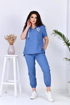 Льняний жіночий костюм на літо з коротким рукавом