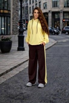 copy_Жіночий спортивний костюм з капюшоном