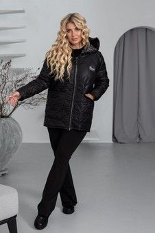 Жіноча утеплена куртка з капюшоном PLUS SIZE